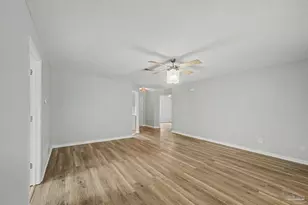 1634 Brookwood Cir, Gulf Breeze, FL 32563 - Photo 7