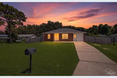 1634 Brookwood Cir, Gulf Breeze, FL 32563 - Photo 1