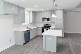 9704 Angel Oak Dr, Pensacola, FL 32526 - Photo 5