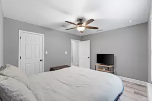 5861 Capitol Dr, Gulf Breeze, FL 32563 - Photo 19