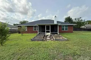 7777 Sandstone St, Navarre, FL 32566 - Photo 3