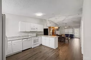 7101 Joy St, Pensacola, FL 32504 - Photo 11