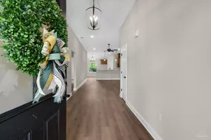 7961 Twin Lake Dr, Milton, FL 32583 - Photo 9