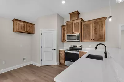 7961 Twin Lake Dr, Milton, FL 32583 - Photo 17