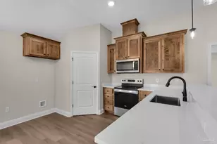7961 Twin Lake Dr, Milton, FL 32583 - Photo 17
