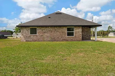 7961 Twin Lake Dr, Milton, FL 32583 - Photo 51