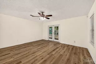 1183 Simpson St, Pensacola, FL 32526 - Photo 5