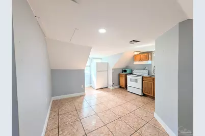 911 N Spring St #4, Pensacola, FL 32501 - Photo 9