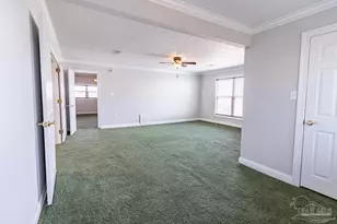 117 Bayshore Dr, Pensacola, FL 32507 - Photo 27