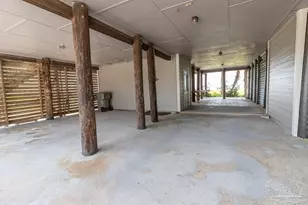 117 Bayshore Dr, Pensacola, FL 32507 - Photo 11
