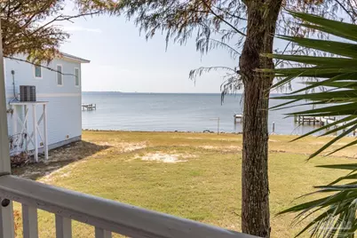 117 Bayshore Dr, Pensacola, FL 32507 - Photo 7