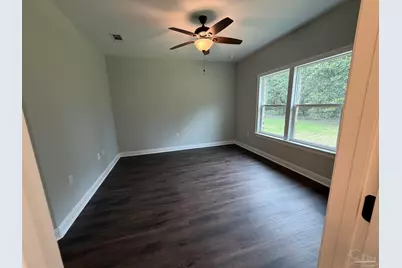 3920 Thornton St, Pace, FL 32571 - Photo 9