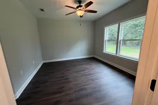 3920 Thornton St, Pace, FL 32571 - Photo 9