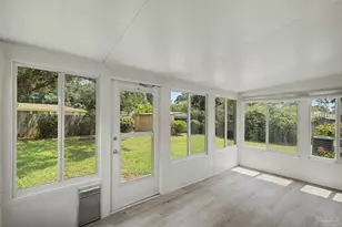 514 N 70th Ave, Pensacola, FL 32506 - Photo 5