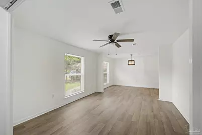 514 N 70th Ave, Pensacola, FL 32506 - Photo 9