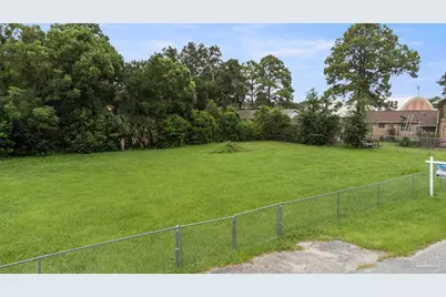 2540 N Z St, Pensacola, FL 32505 - Photo 15