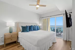 22 Via Deluna Dr, Pensacola Beach, FL 32561 - Photo 9