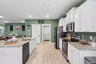 6189 Forest Bay Ave, Gulf Breeze, FL 32563 - Photo 13