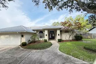 12 Highpoint Dr, Gulf Breeze, FL 32561 - Photo 1