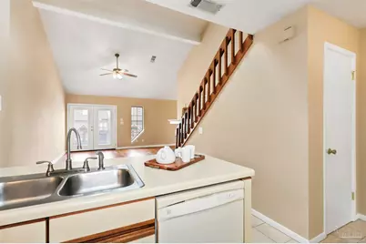 7150 Plantation Rd #226, Pensacola, FL 32504 - Photo 13