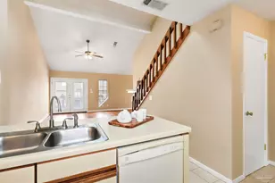 7150 Plantation Rd, Pensacola, FL 32504 - Photo 13