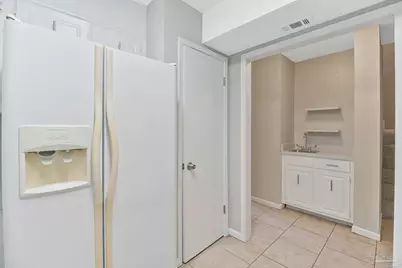 464 E Burgess Rd, Pensacola, FL 32504 - Photo 17