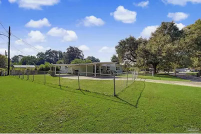 602 Edgecliff Dr, Pensacola, FL 32506 - Photo 13