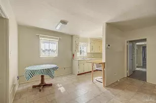 602 Edgecliff Dr, Pensacola, FL 32506 - Photo 5
