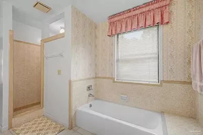 3714 Wilder Rd, Cantonment, FL 32533 - Photo 11