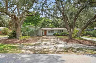 121 Gilmore Dr, Gulf Breeze, FL 32561 - Photo 1