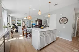 5519 Sea Spray Ct, Gulf Breeze, FL 32563 - Photo 13