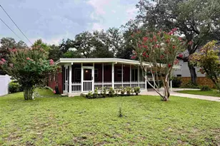3 Driftwood Ave, Gulf Breeze, FL 32561 - Photo 1