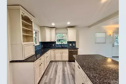 3 Driftwood Ave, Gulf Breeze, FL 32561 - Photo 13