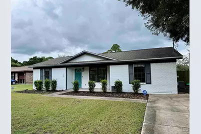 1305 Heatherwood Cir, Pensacola, FL 32506 - Photo 1