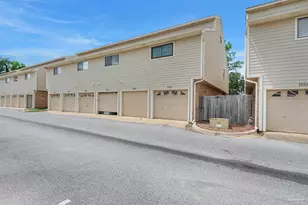 5001 Grande Dr, Pensacola, FL 32504 - Photo 9