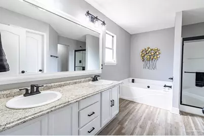 2511 Stormy Cir, Navarre, FL 32566 - Photo 9