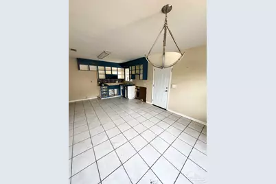 4674 Geneva Dr, Pensacola, FL 32526 - Photo 9