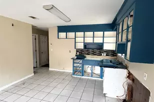4674 Geneva Dr, Pensacola, FL 32526 - Photo 11