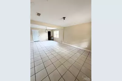 4674 Geneva Dr, Pensacola, FL 32526 - Photo 7
