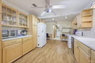 5710 Perkins St, Pensacola, FL 32526 - Photo 21