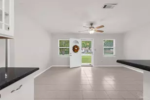 1462 Central Pkwy, Gulf Breeze, FL 32563 - Photo 13
