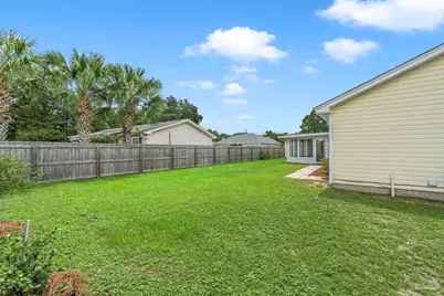 1462 Central Pkwy, Gulf Breeze, FL 32563 - Photo 7