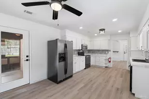 9679 Hollowbrook Cir, Pensacola, FL 32514 - Photo 11