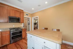 1704 N 14th Ave, Pensacola, FL 32503 - Photo 17