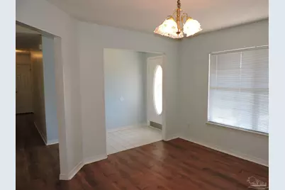 2552 Southern Oaks Dr, Cantonment, FL 32533 - Photo 3