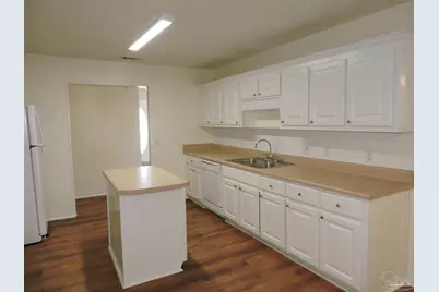 2552 Southern Oaks Dr, Cantonment, FL 32533 - Photo 11