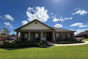 2805 Gemstone Cir, Pace, FL 32571 - Photo 1