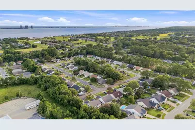 3750 Sterling Point Rd, Gulf Breeze, FL 32563 - Photo 51
