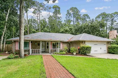 2908 Coral Strip Pkwy, Gulf Breeze, FL 32563 - Photo 1