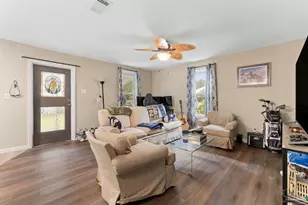 410 Bartow Ave, Pensacola, FL 32507 - Photo 7